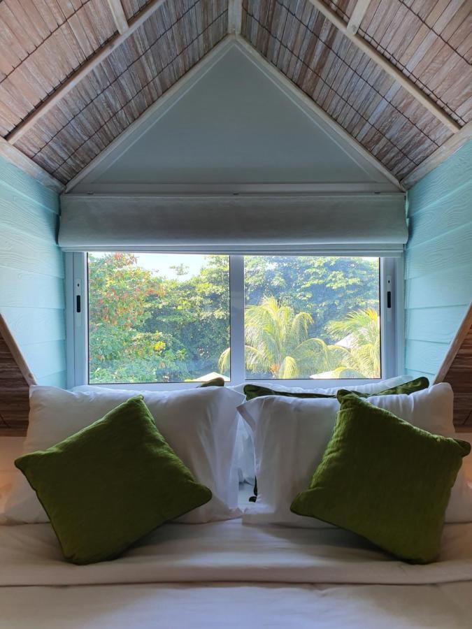 Bord Mer City Apartments La Digue Exterior photo