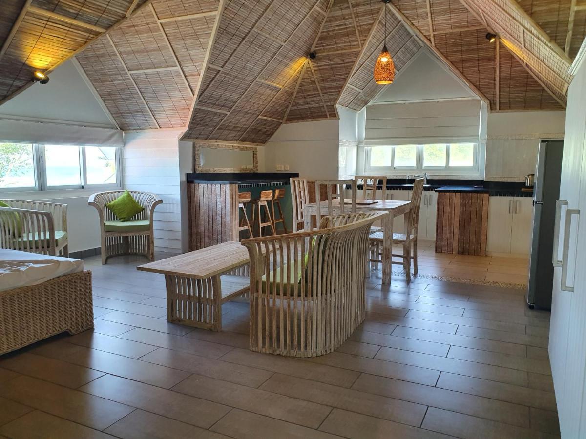 Bord Mer City Apartments La Digue Exterior photo